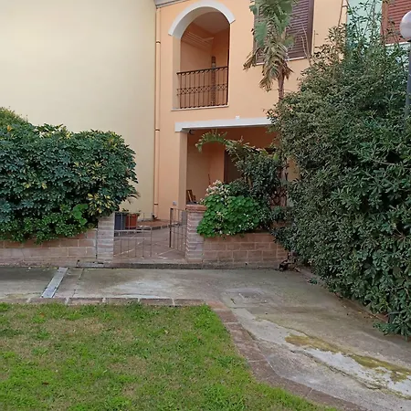 Casa Patrizia Apartment *